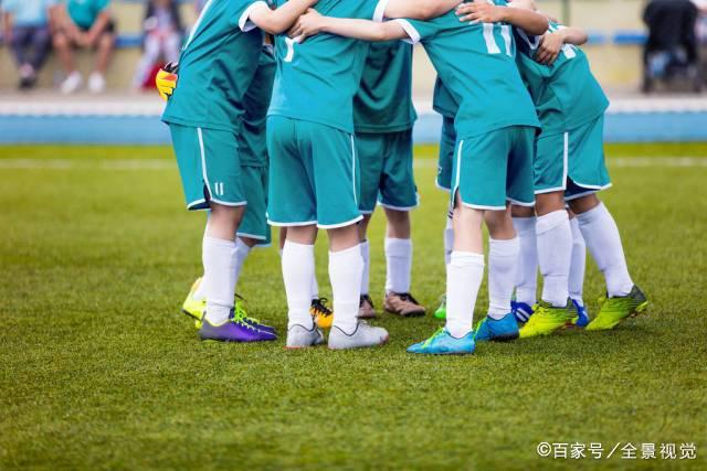易建联9号球衣正式退役 阿联哽咽感谢所有球迷